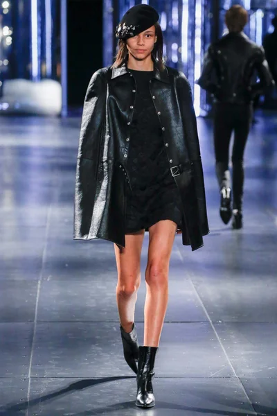 Look 39